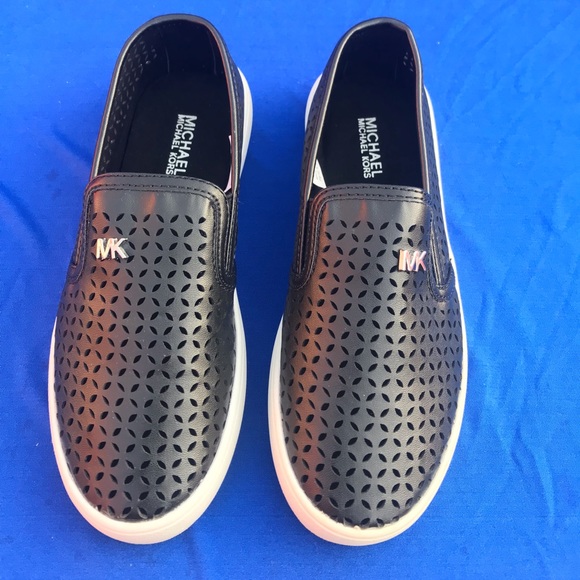MICHAEL KORS CHILDREN SHOES - Picture 1 of 4